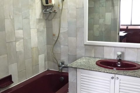 Eigentumswohnung in Watthana, Bangkok, Thailand, 2 Schlafzimmer № 220369 - Foto 11