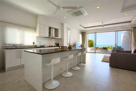 Villa in Ko Samui, Thailand 4 bedrooms № 180172 - photo 10