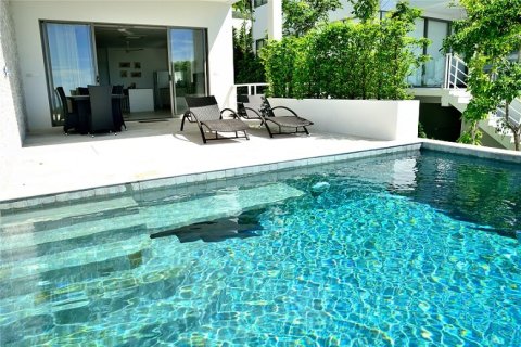 Villa in Ko Samui, Thailand 4 bedrooms № 180172