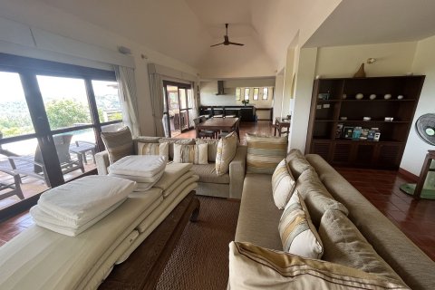 Villa in Ko Samui, Thailand 5 bedrooms № 180168 - photo 8