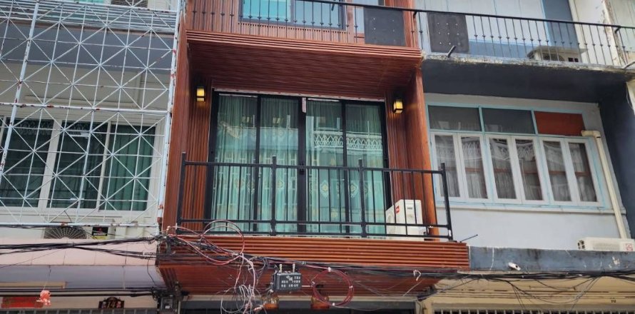 Commercial property in Sathon, Bangkok, Thailand № 158294