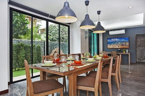 Villa in Pattaya, Thailand 6 bedrooms № 158291 - photo 9