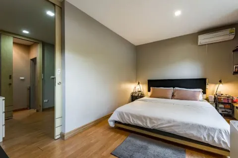 Studio dans le Condo à Phra Khanong, Bangkok, Thaïlande № 158293 - photo 8