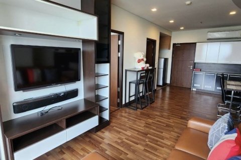 Студия в кондо в Ваттхане, Бангкок, Таиланд № 158295 - фото 2