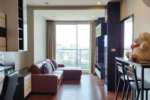 Studio dans le Condo à Watthana, Bangkok, Thaïlande  № 158295