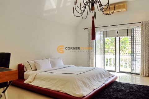 Studio on Jomtien Beach, Pattaya, Thailand № 209687 - photo 17