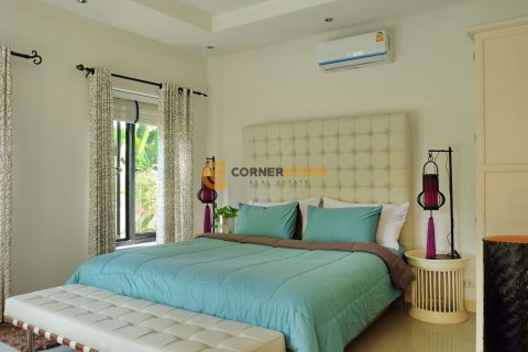 Studio on Jomtien Beach, Pattaya, Thailand № 209687 - photo 11