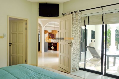 Studio on Jomtien Beach, Pattaya, Thailand № 209687 - photo 12