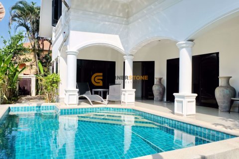 Studio on Jomtien Beach, Pattaya, Thailand № 209687 - photo 2