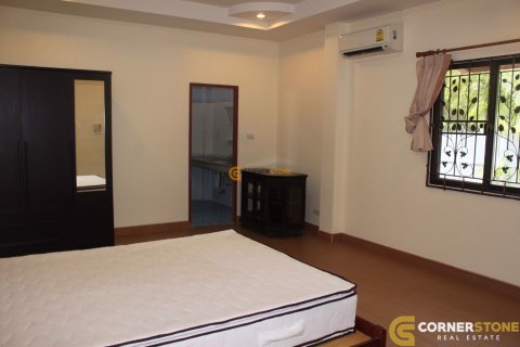 Studio on Jomtien Beach, Pattaya, Thailand № 209688 - photo 15