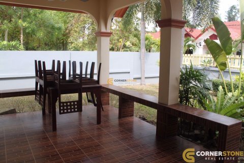 Studio on Jomtien Beach, Pattaya, Thailand № 209688 - photo 4