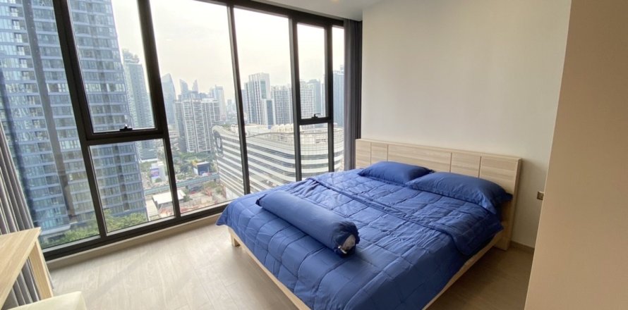 Condo à Huai Khwang, Bangkok, Thaïlande, 2 chambres  № 173260