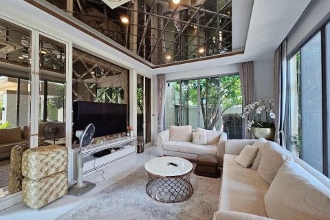 Maison à Bang Kruai, Thaïlande 3 chambres № 173262