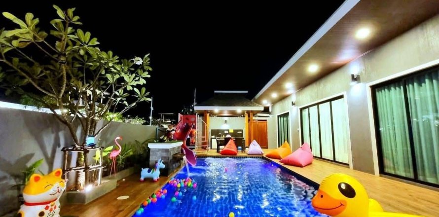 Villa à Cha-am, Thaïlande 3 chambres № 173264