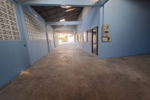 Дом в Бангкхэ, Бангкок, Таиланд с 5 спальнями  № 171628 - фото 17