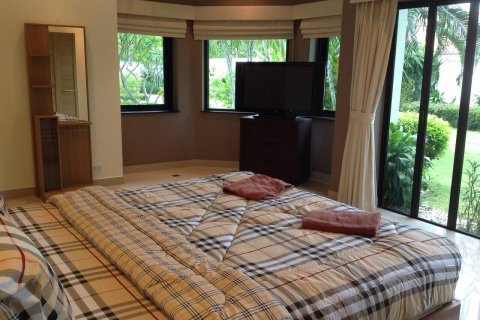 Villa à Pattaya, Thaïlande 3 chambres № 171630 - photo 18