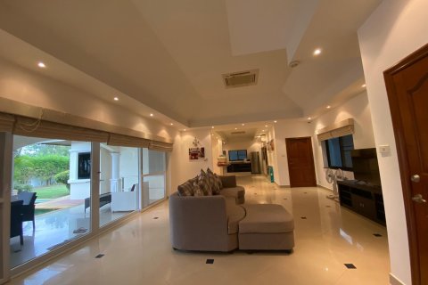 Villa à Pattaya, Thaïlande 3 chambres № 171630 - photo 13