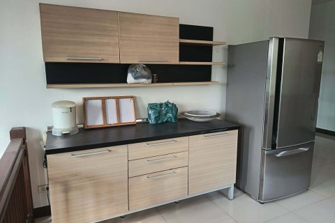 House in San Kamphaeng, Thailand 4 bedrooms № 171631 - photo 2