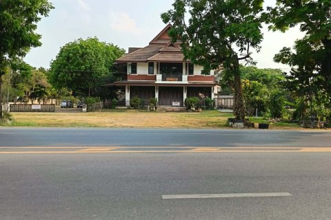 House in San Kamphaeng, Thailand 4 bedrooms № 171631 - photo 12
