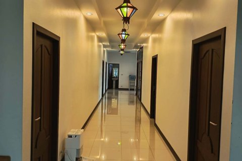 House in San Kamphaeng, Thailand 4 bedrooms № 171631 - photo 16