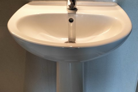 Студия в кондо в Клонг Тоэй, Бангкок, Таиланд № 171629 - фото 8