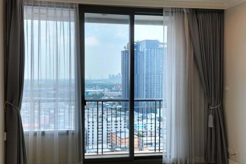 Студия в кондо в Клонг Тоэй, Бангкок, Таиланд № 171629 - фото 16