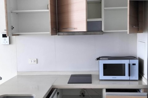 Студия в кондо в Клонг Тоэй, Бангкок, Таиланд № 171629 - фото 21