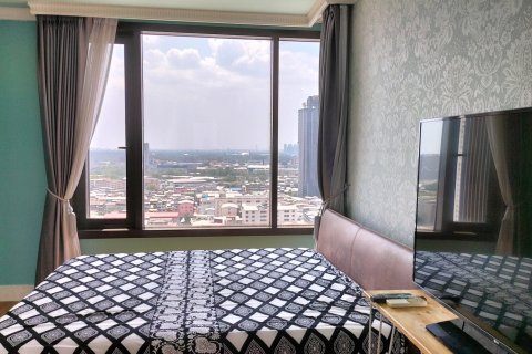 Студия в кондо в Клонг Тоэй, Бангкок, Таиланд № 171629 - фото 5