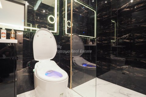 Condo in Pattaya, Thailand, 2 bedrooms № 68561 - photo 7