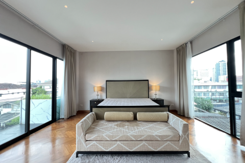 Вилла в Ваттхане, Бангкок, Таиланд с 4 спальнями  № 157402 - фото 16