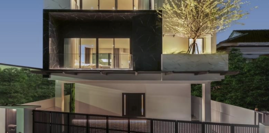 Вилла в Ваттхане, Бангкок, Таиланд с 4 спальнями  № 157402