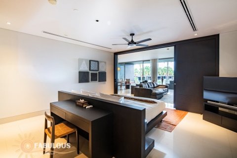 Penthouse in Pa Klok, Thailand 2 bedrooms № 179762 - photo 14