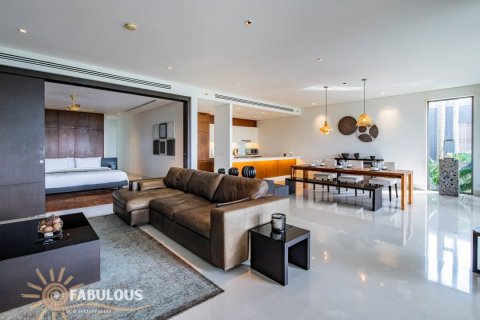 Penthouse in Pa Klok, Thailand 2 bedrooms № 179762 - photo 5