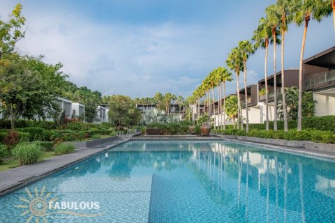 Penthouse in Pa Klok, Thailand 2 bedrooms № 179762 - photo 3