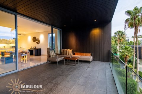 Penthouse in Pa Klok, Thailand 2 bedrooms № 179762 - photo 22