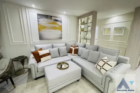 Condo in Yan Nawa, Bangkok, Thailand, 3 bedrooms № 216989