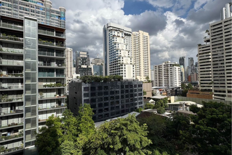 Condo in Bangkok, Thailand, 2 bedrooms  № 186450 - photo 3