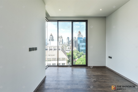 Condo in Bangkok, Thailand, 2 bedrooms  № 186448 - photo 4