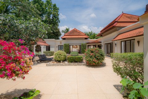 Villa à Phuket, Thaïlande 5 chambres № 148928 - photo 1