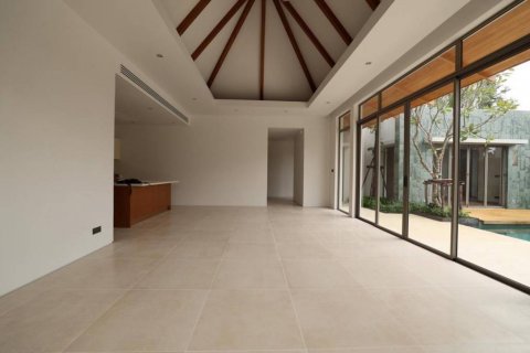 Villa in Phuket, Thailand 3 bedrooms № 117124 - photo 5