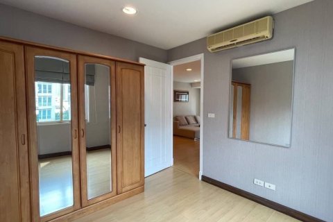 Condo à Sathon, Bangkok, Thaïlande, 2 chambres № 154979 - photo 12