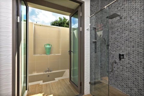 House in Bang Tao, Thailand 5 bedrooms № 10061 - photo 28