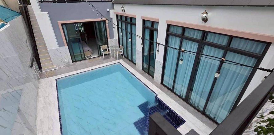 Villa in Pattaya, Thailand 5 bedrooms № 171969