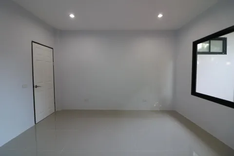 House in Udon Thani, Thailand 4 bedrooms № 164485 - photo 27