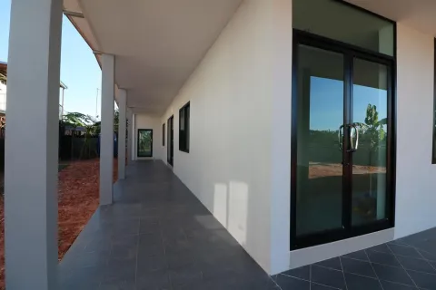 House in Udon Thani, Thailand 4 bedrooms № 164485 - photo 3