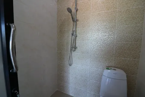 House in Udon Thani, Thailand 4 bedrooms № 164485 - photo 23