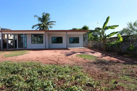 House in Udon Thani, Thailand 4 bedrooms № 164485 - photo 6