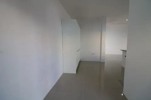 House in Udon Thani, Thailand 4 bedrooms № 164485 - photo 10