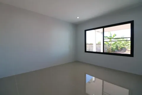 House in Udon Thani, Thailand 4 bedrooms № 164485 - photo 28