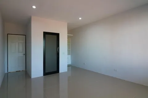 House in Udon Thani, Thailand 4 bedrooms № 164485 - photo 20